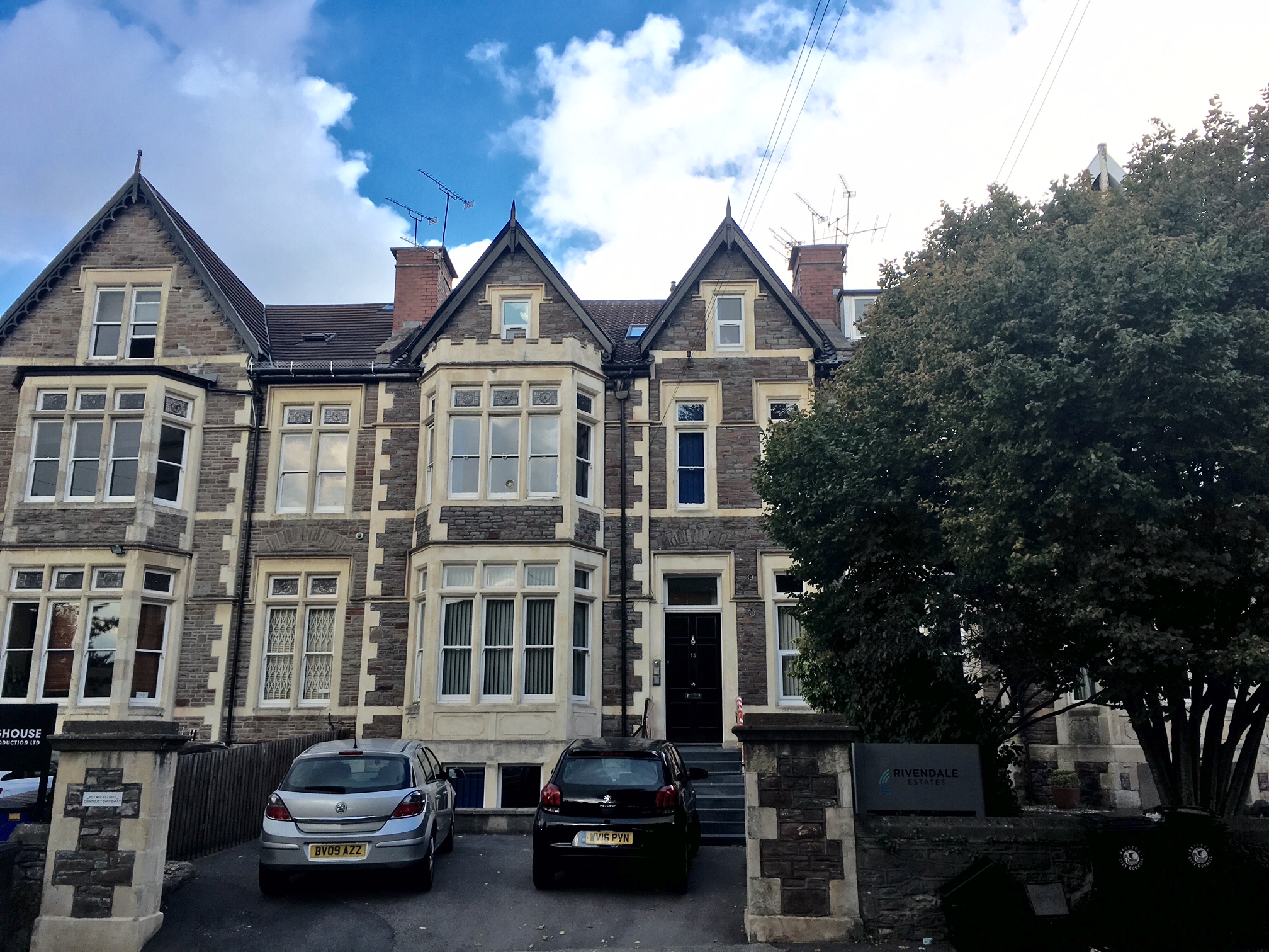 Belgrave Road ( Garden )